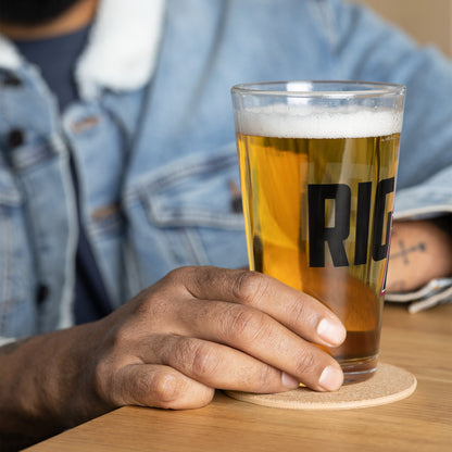 Shaker pint glass